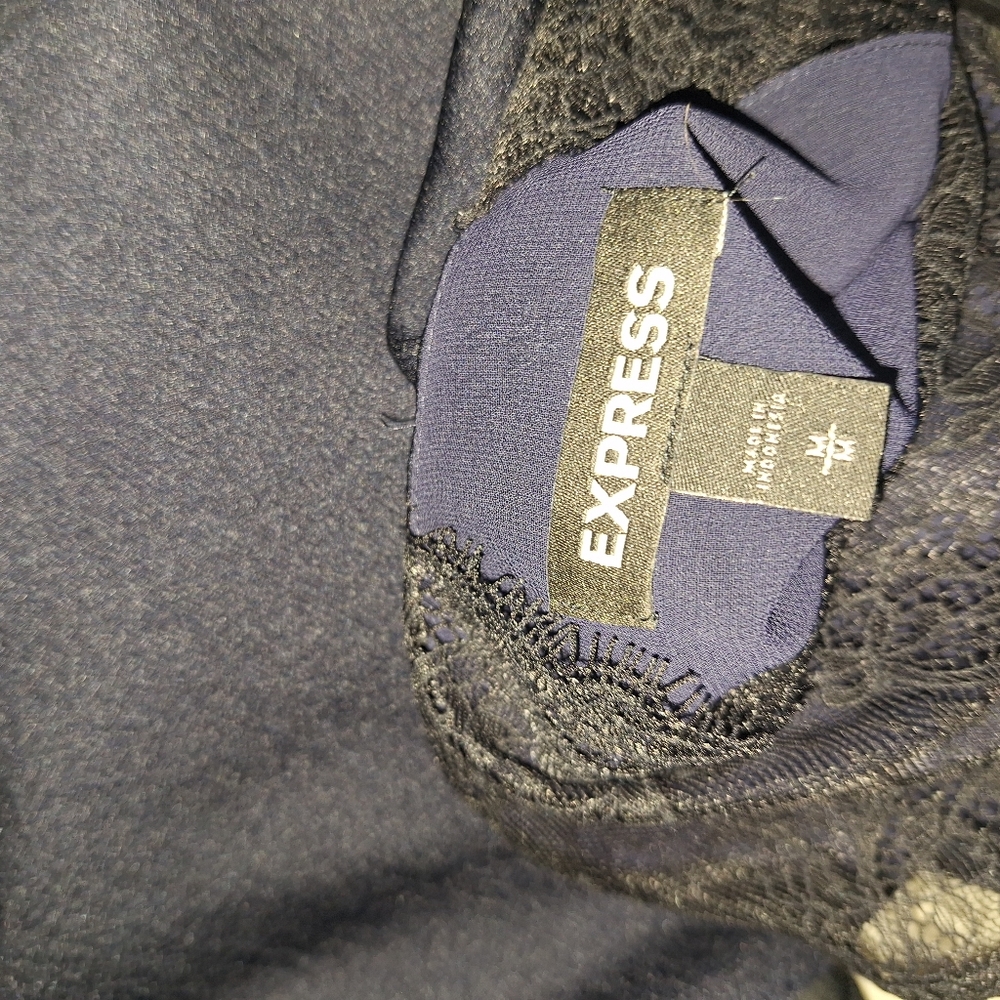 Express Lace Top - Picture 8 of 8